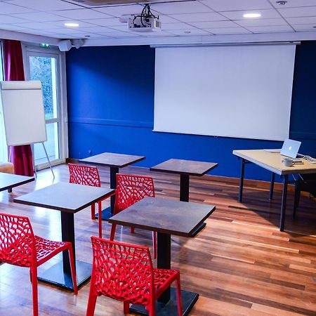 Hotel Les Genets באיון מראה חיצוני תמונה